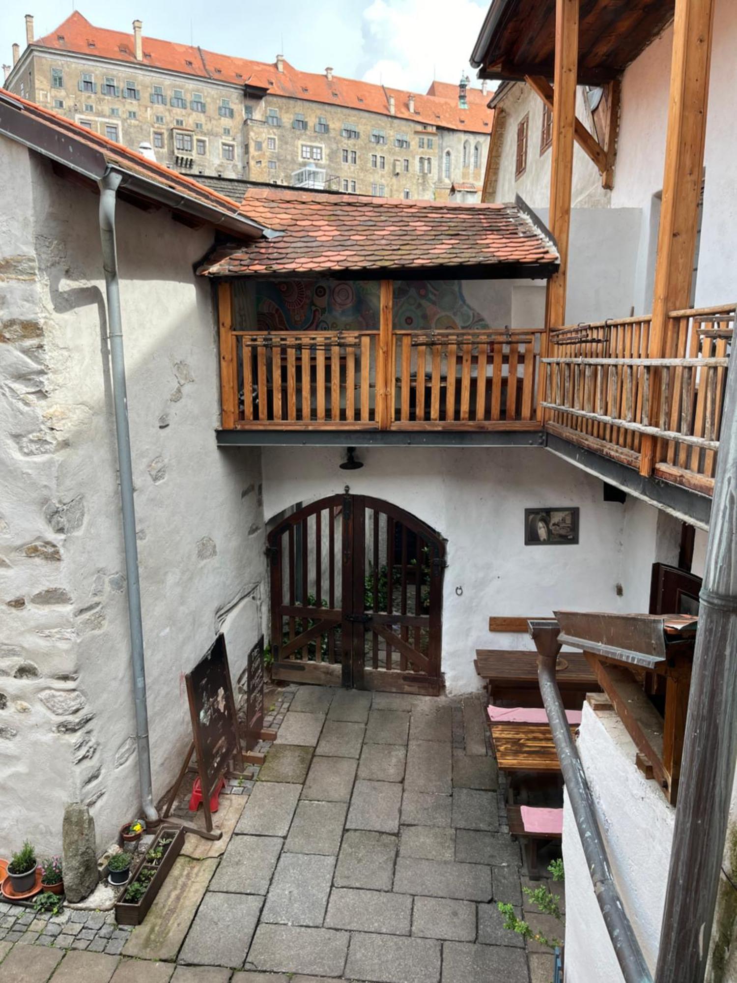 Travel Hostel Cesky Krumlov Exterior photo