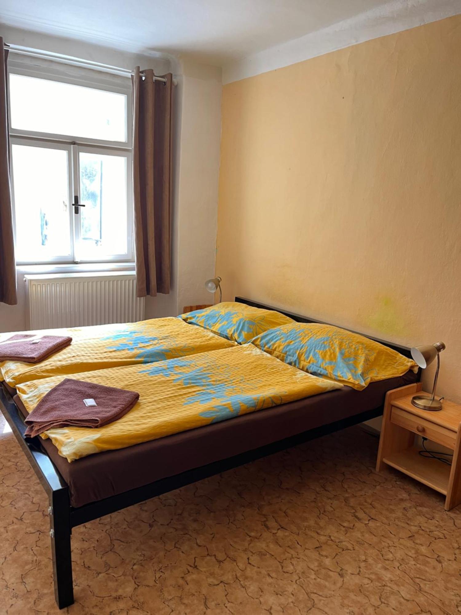 Travel Hostel Cesky Krumlov Exterior photo