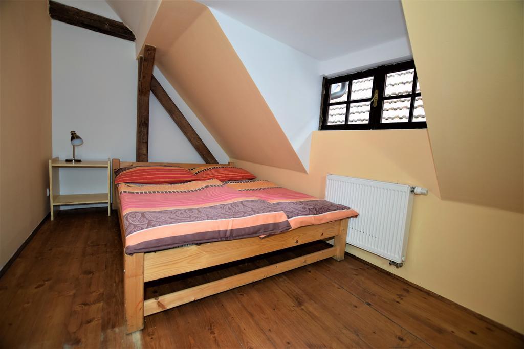 Travel Hostel Cesky Krumlov Exterior photo