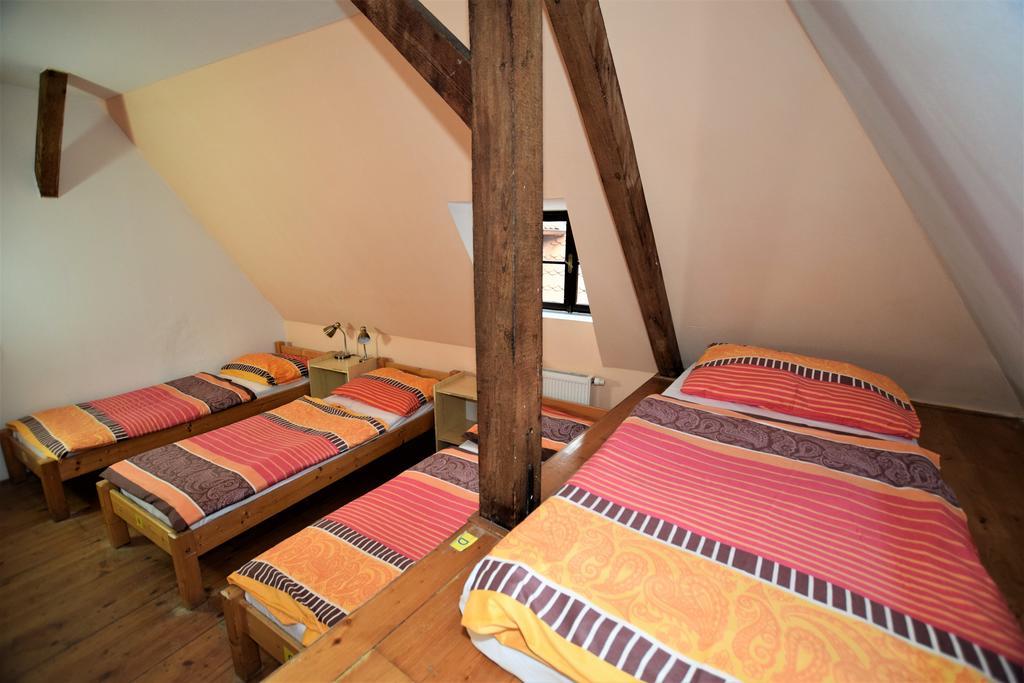 Travel Hostel Cesky Krumlov Exterior photo